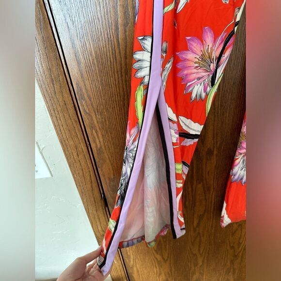Trina Turk Shangri La Floral Print Coverup Pants - in Orange Red size XS WIDE - Picture 8 of 8